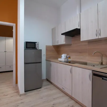Emilia 2 Apartment