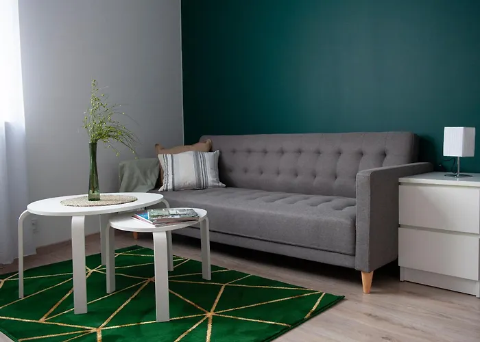 Emilia 2 Apartment *